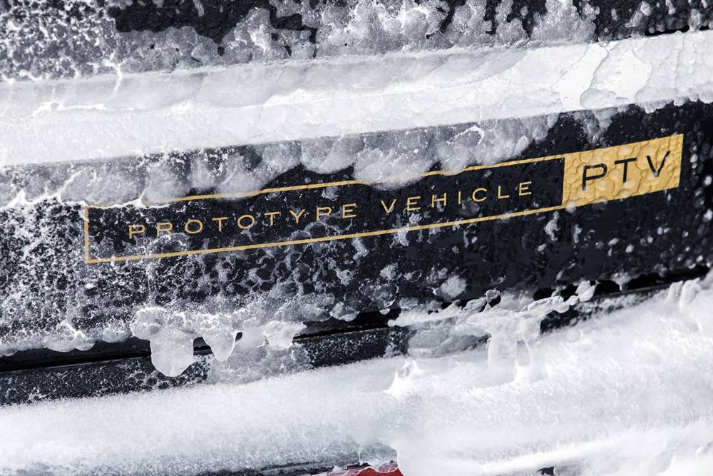 Range-Rover_Electric_arctic-testing (2)