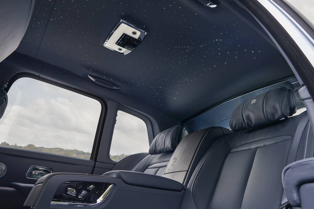 Rolls-Royce Black Badge Cullinan Daisy (3)