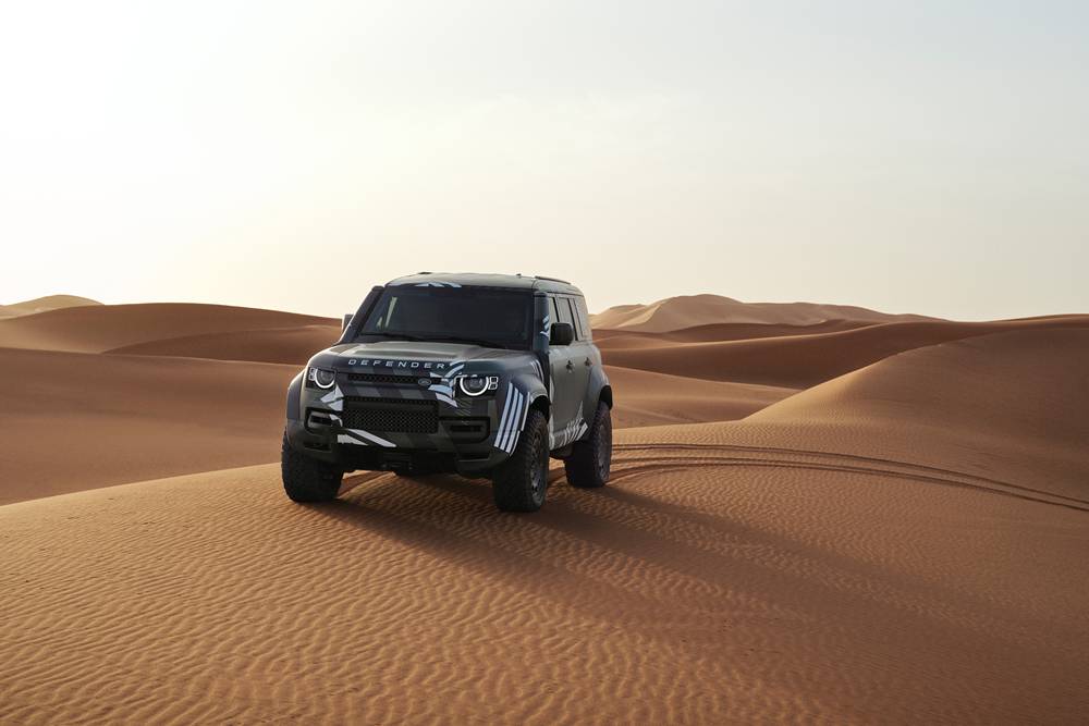 Defender Dakar D7X-R (6)