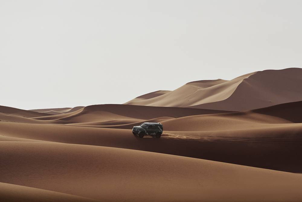 Defender Dakar D7X-R