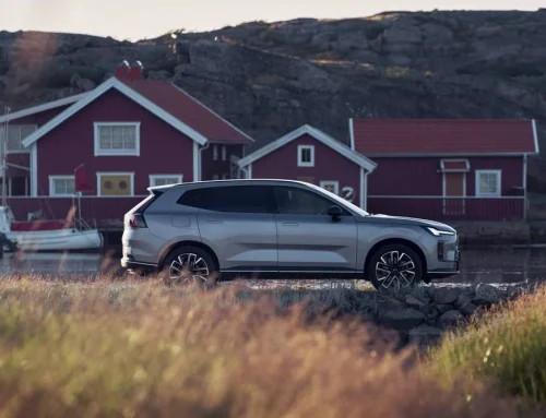 Volvo XC70 Plug-In Hybrid Revealed with 200km Electric Range