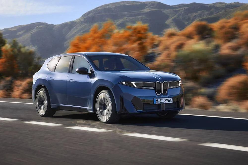 2026 BMW iX3 50 xDrive (4)