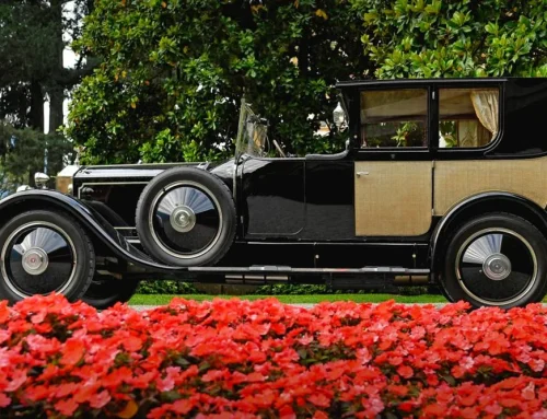 Five Historic Rolls-Royce Phantoms Star at Goodwood Revival 2025