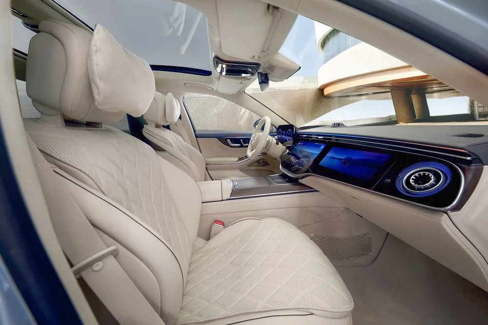 The new Mercedes-Benz S-Class front seats