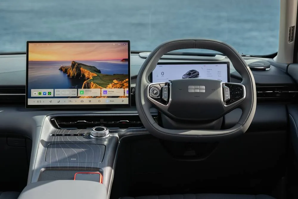 2025-Geely-EX5-Inspire-dash board