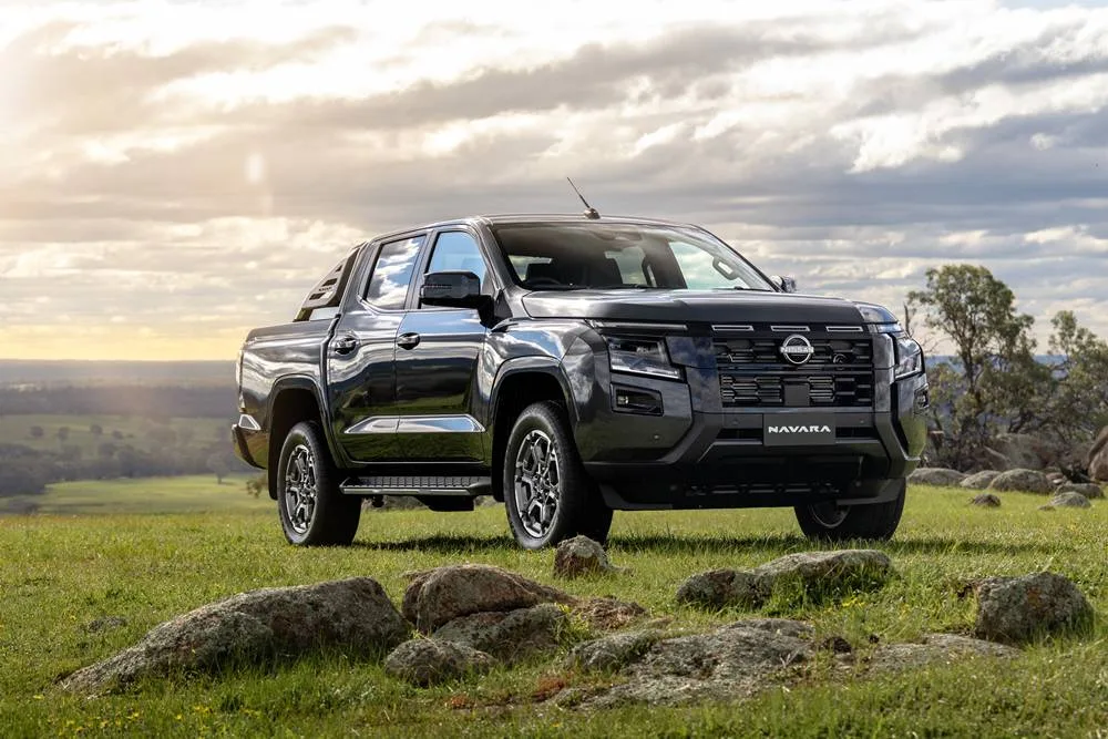 2026NissanNavaraST-X-front