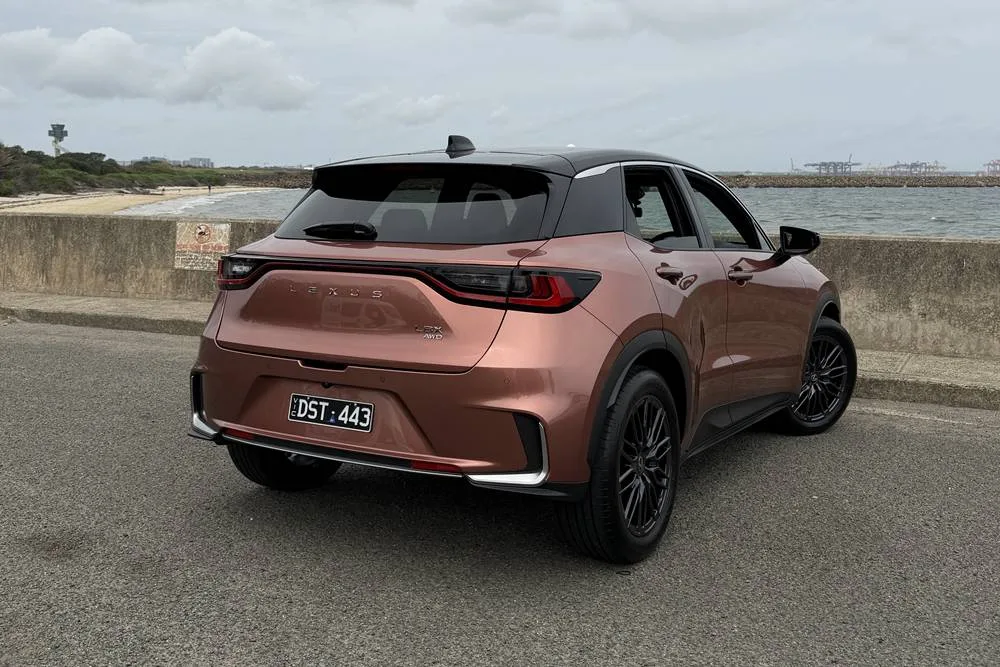 Lexus LBX AWD F Sport with EP2+ rear3.4