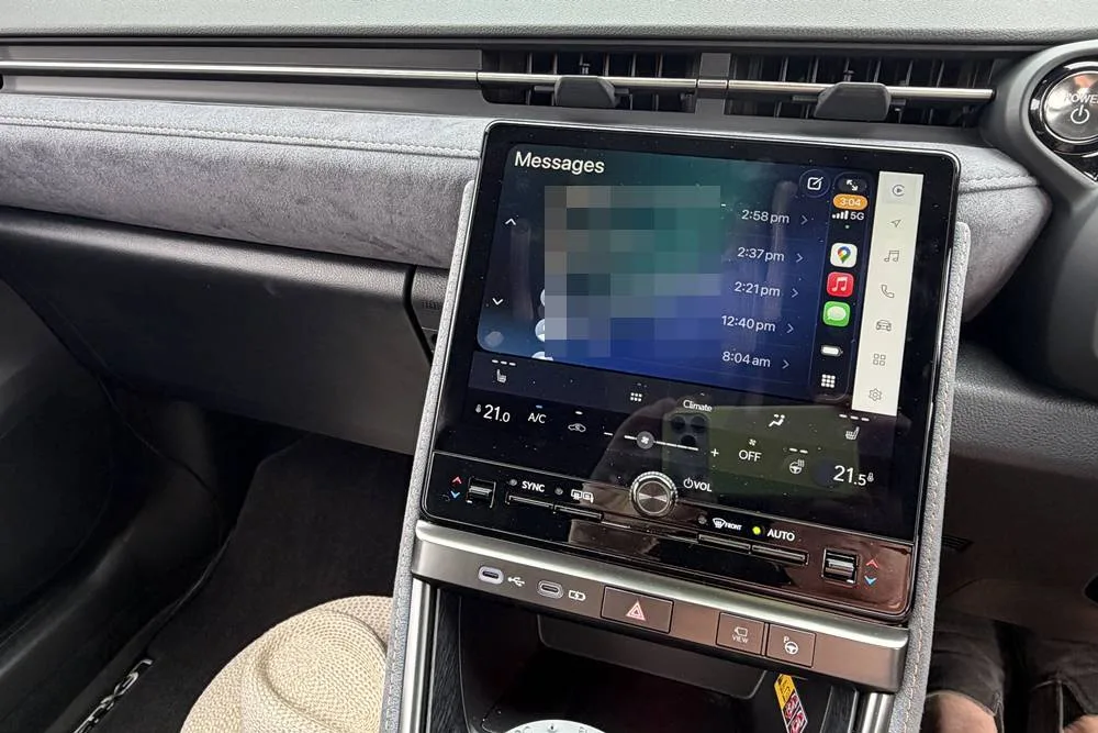 Lexus LBX AWD F Sport with EP2+ centre console and infotainment