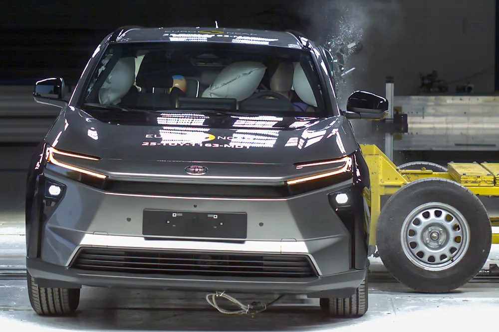 euro ncap Toyota bZ4X (side impact A)