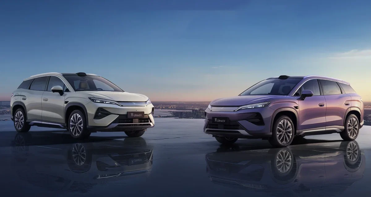 2026 BYD Song Ultra EV in purple-grey, front three-quarter view