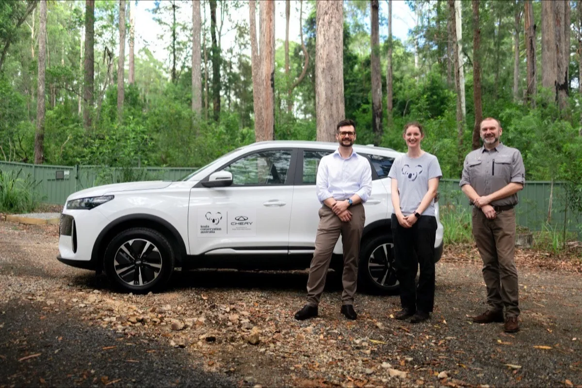 Chery Australia hands over Tiggo 7 Pro to Koala Conservation Australia team in bushland