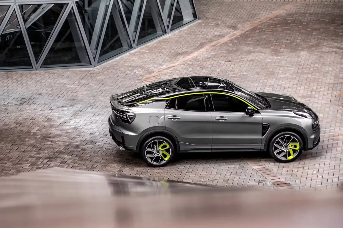 2026 Lynk & Co interior showing digital dashboard and centre console