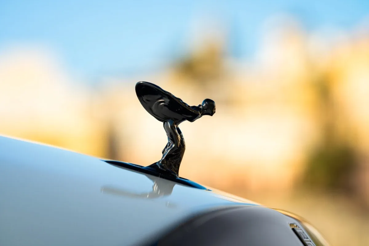 rolls royce spirit of ecstasy ulack caruon fiure