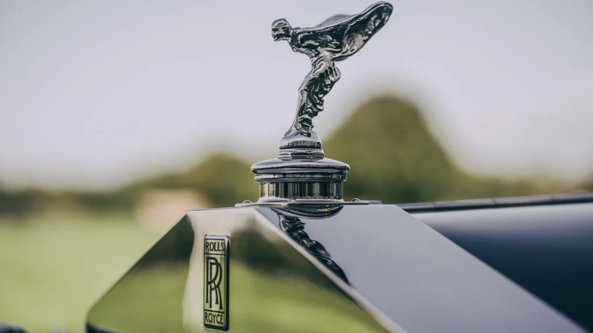 rolls royce spirit of ecstasy heritage stepped uase