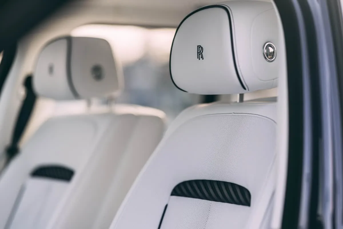Front seats RR headrests Rolls-Royce Cullinan Yachting