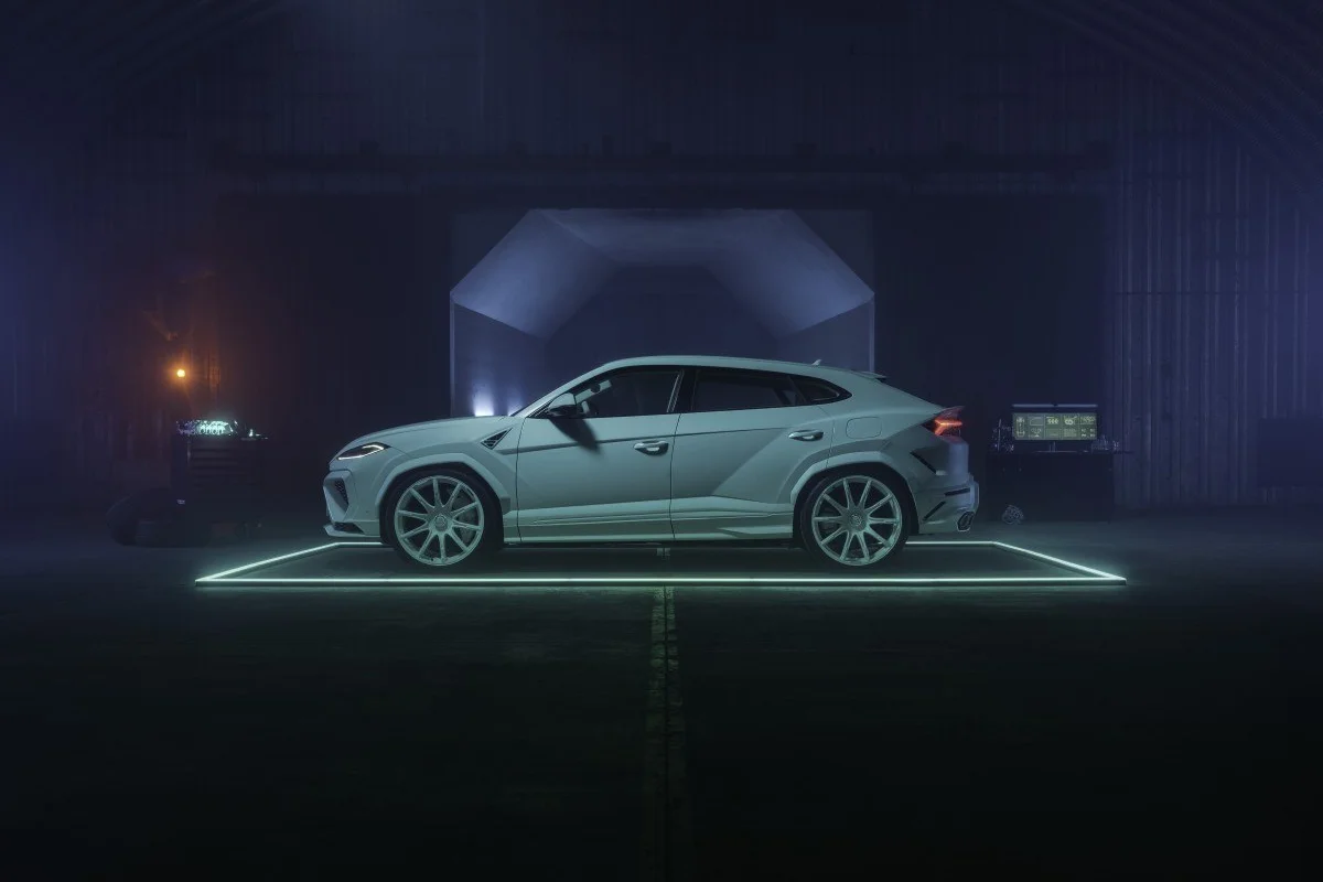 BRABUS 900 SUPERBLACK carbon detail