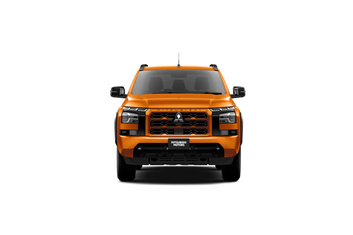 26MY-mitsubishi_Triton_AUS-DCAB_GSR_straight-front_M14