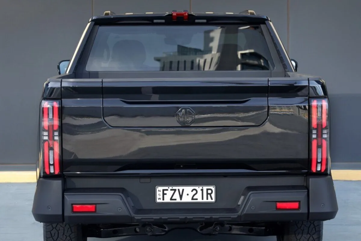 MGU9 rear
