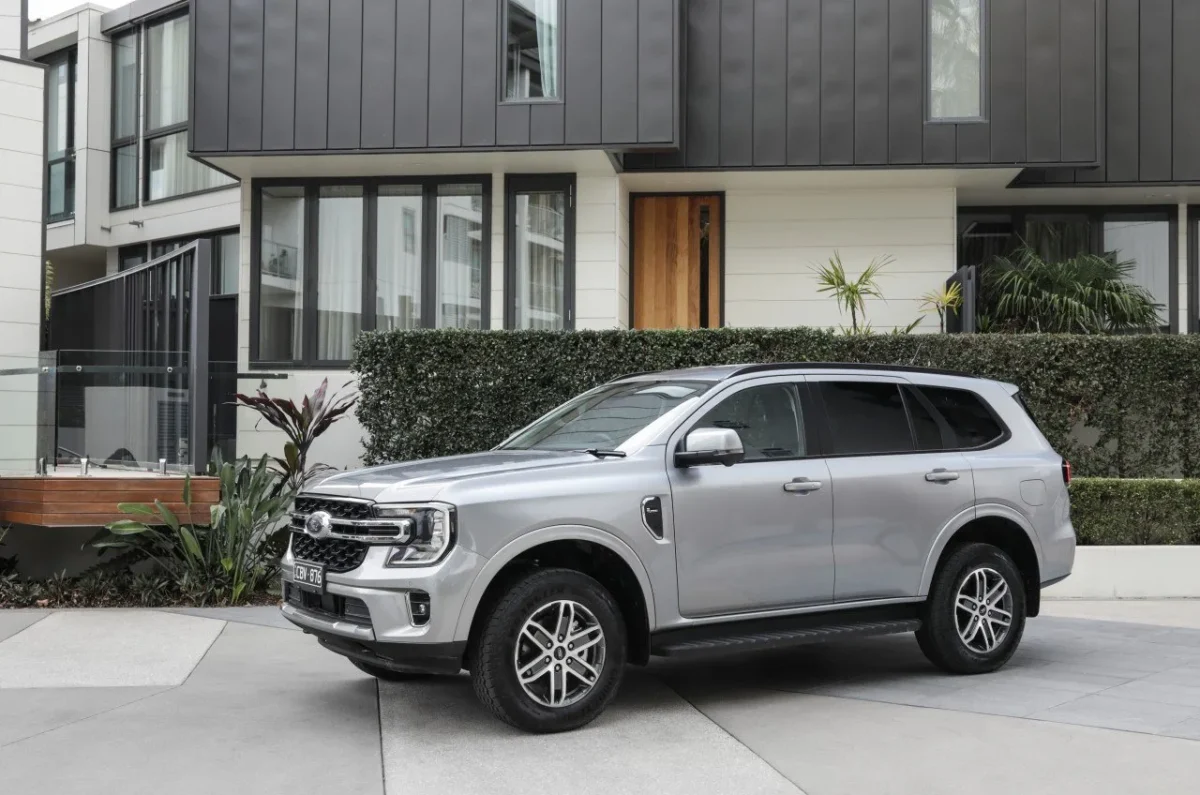 Ford Everest Trend in silver outside modern home