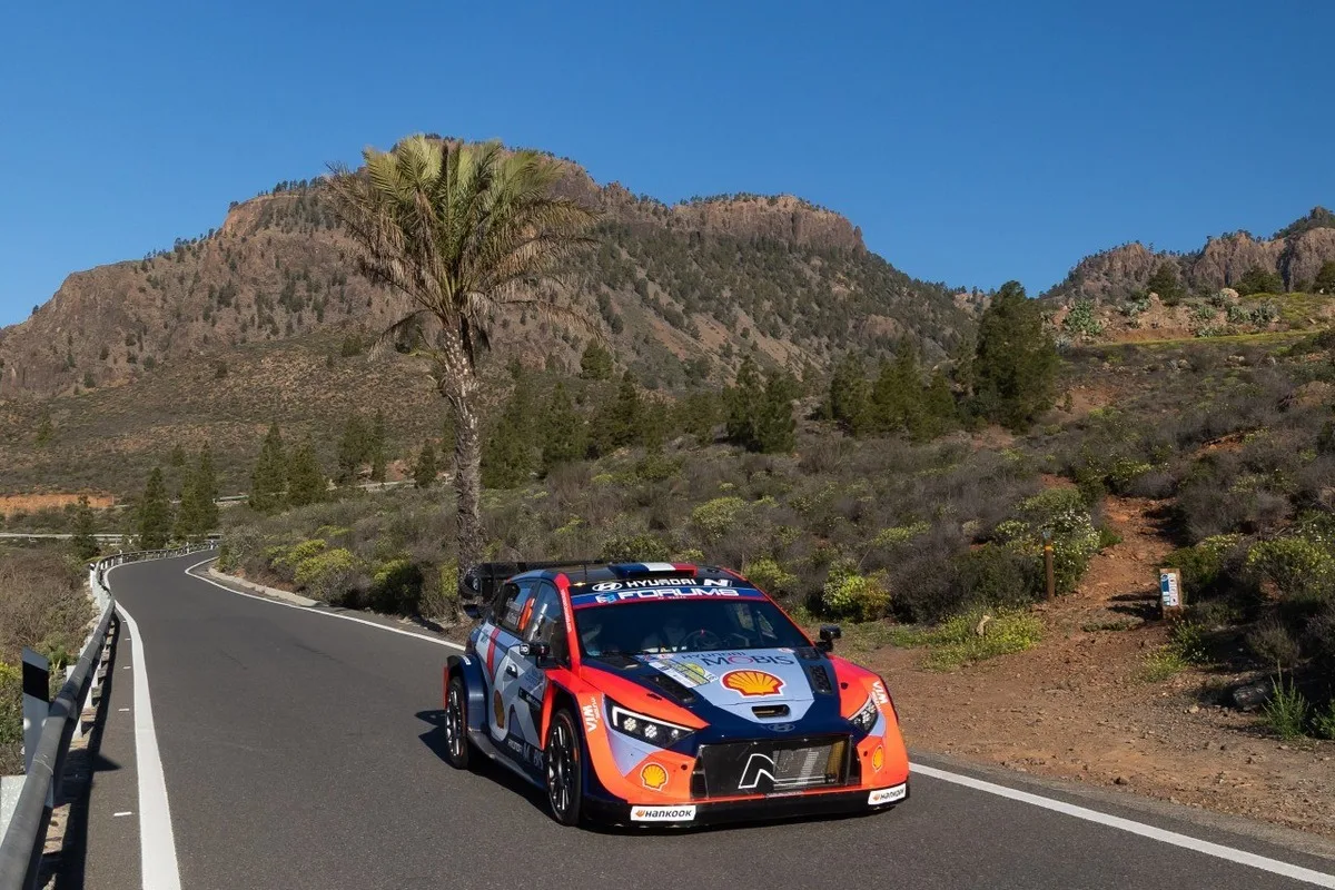 Hyundai i20 N Rally1 car on a sunny Gran Canaria mountain road before Rally Islas Canarias