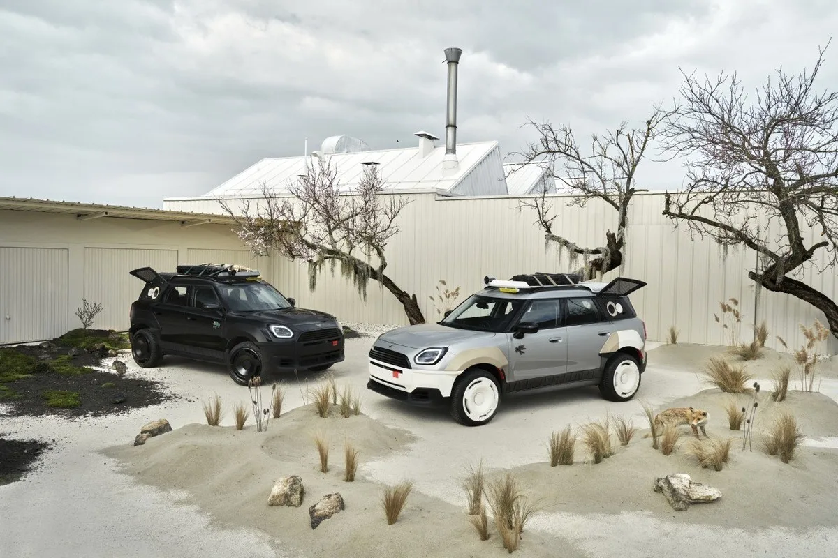 MINI Countryman x VAGABUND concept pair in a landscaped courtyard