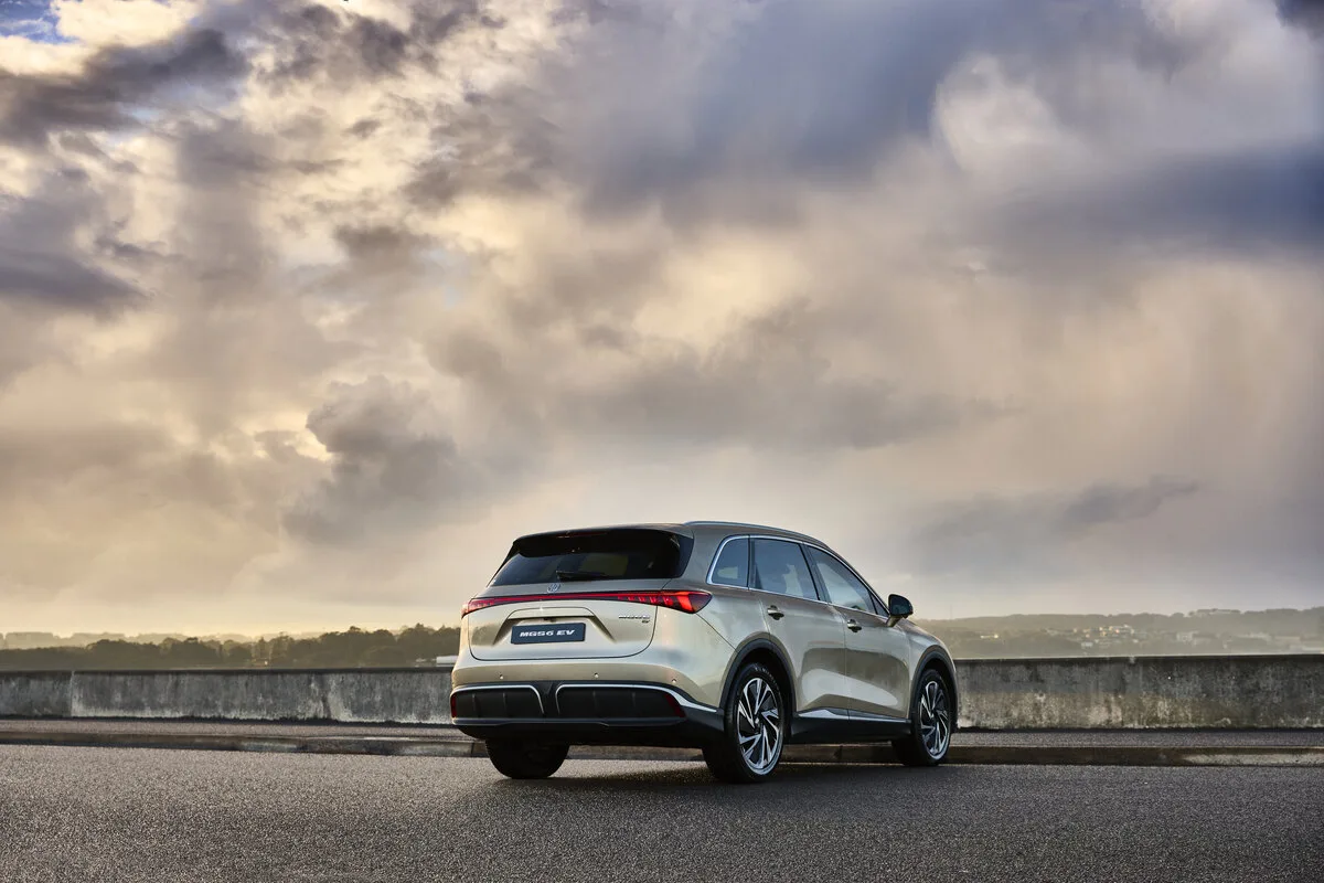 2026 MG MGS6 EV electric SUV image 2