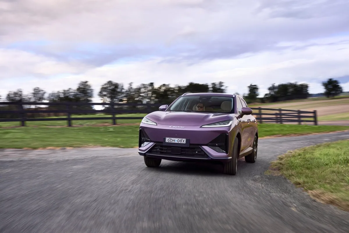 Purple Lepas L6 EV front three-quarter on a country road