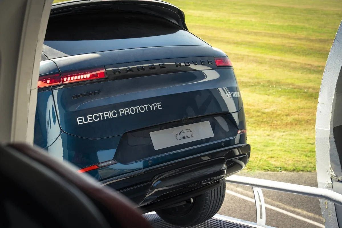 Rear badge of the Range Rover Sport Electric Prototype