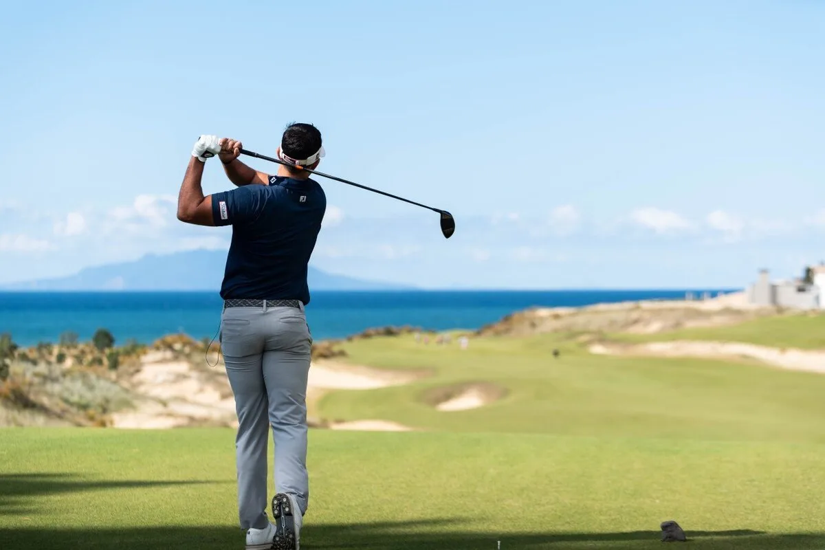 Lexus Encore golf experience on a coastal course
