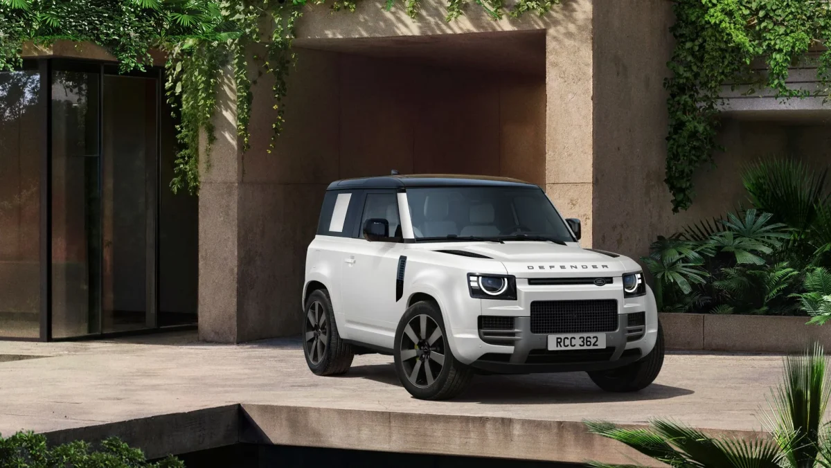 Land Rover Defender 90 in white, front three-quarter