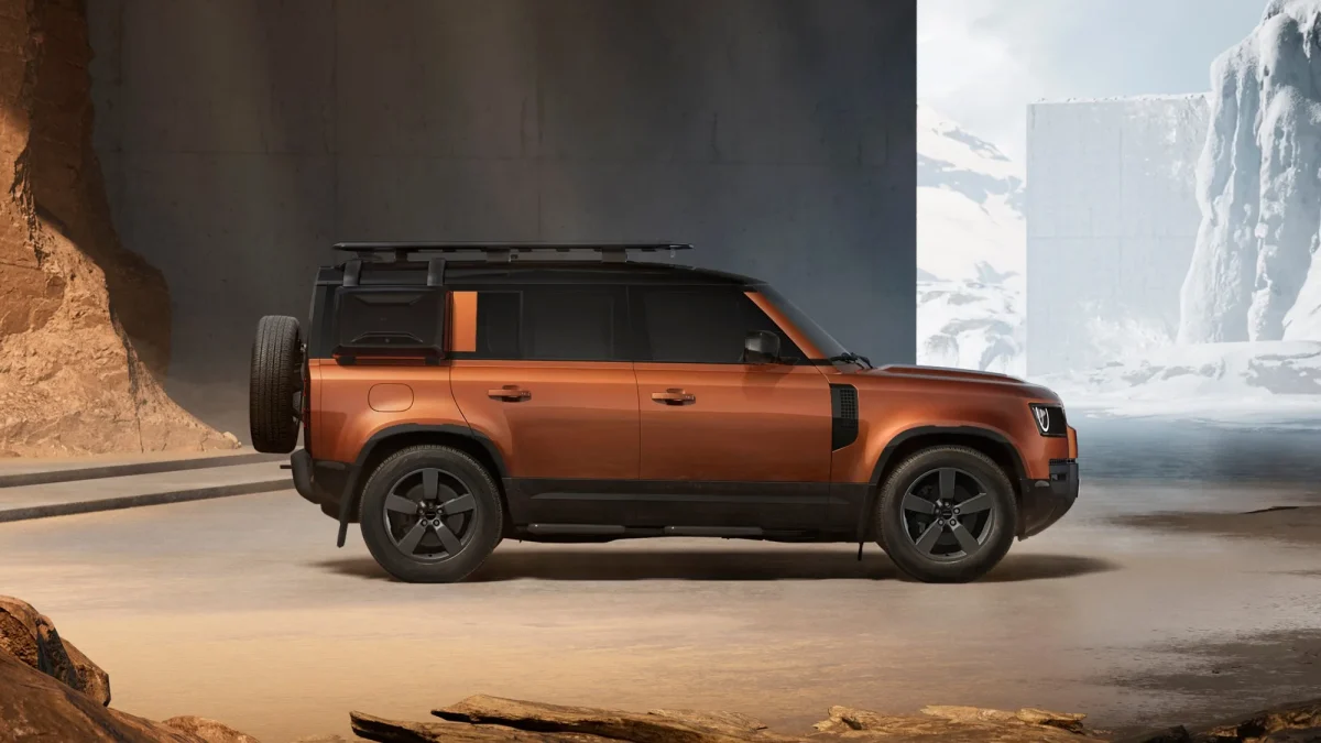Land Rover Defender Vertex in Namib Orange, side profile