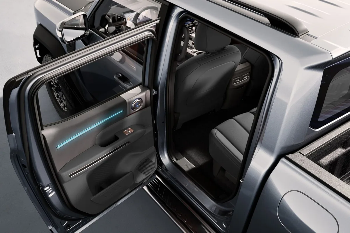Chery Stockman rear door and tub