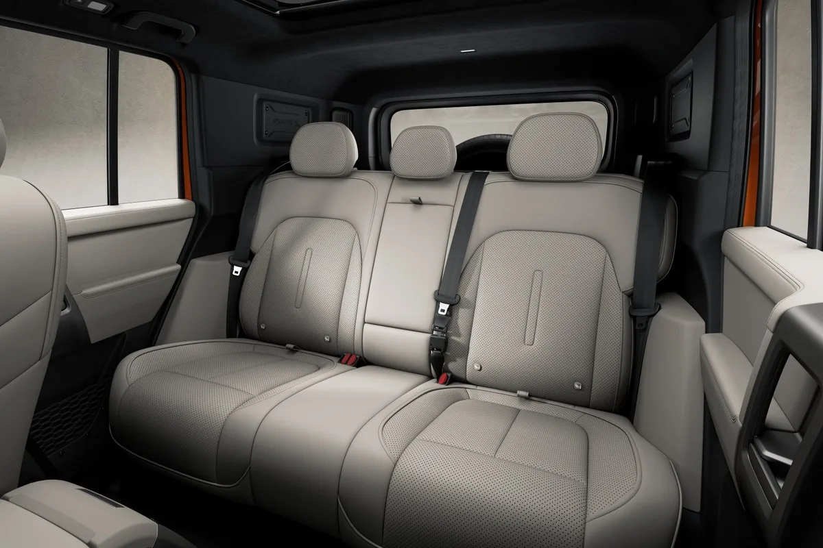 iCAUR V25 rear seats in cream leather