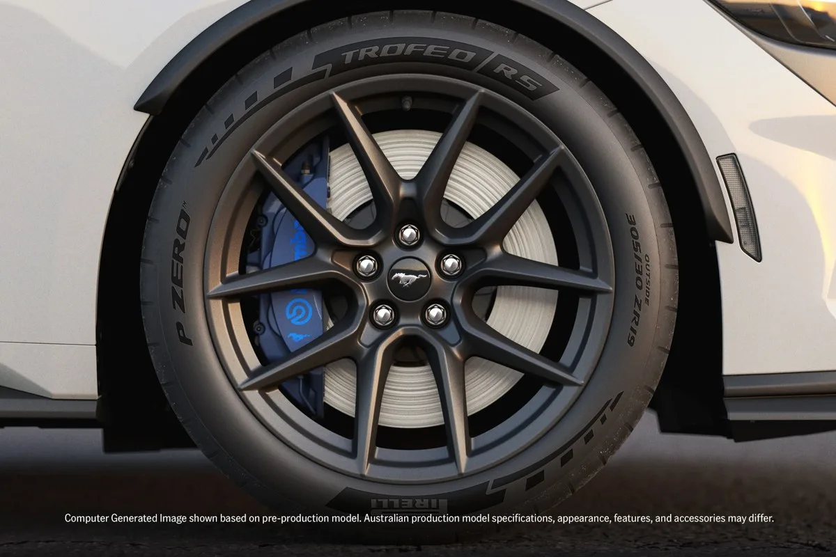 Pirelli P Zero Trofeo RS tyre and Brembo brake on the Ford Mustang Dark Horse T8-Spec pack