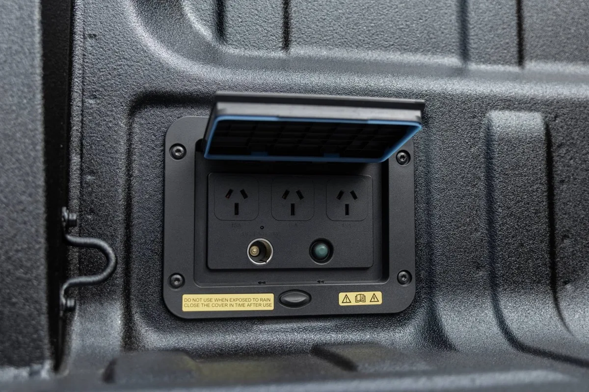 Three 230V power outlets behind a flap in the GWM Cannon Hi4-T tub