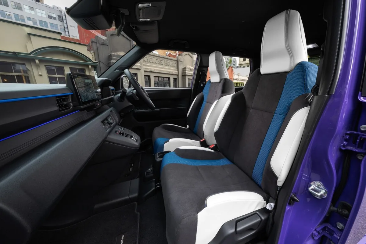 Honda Super-ONE front bucket seats in grey, blue and white trim