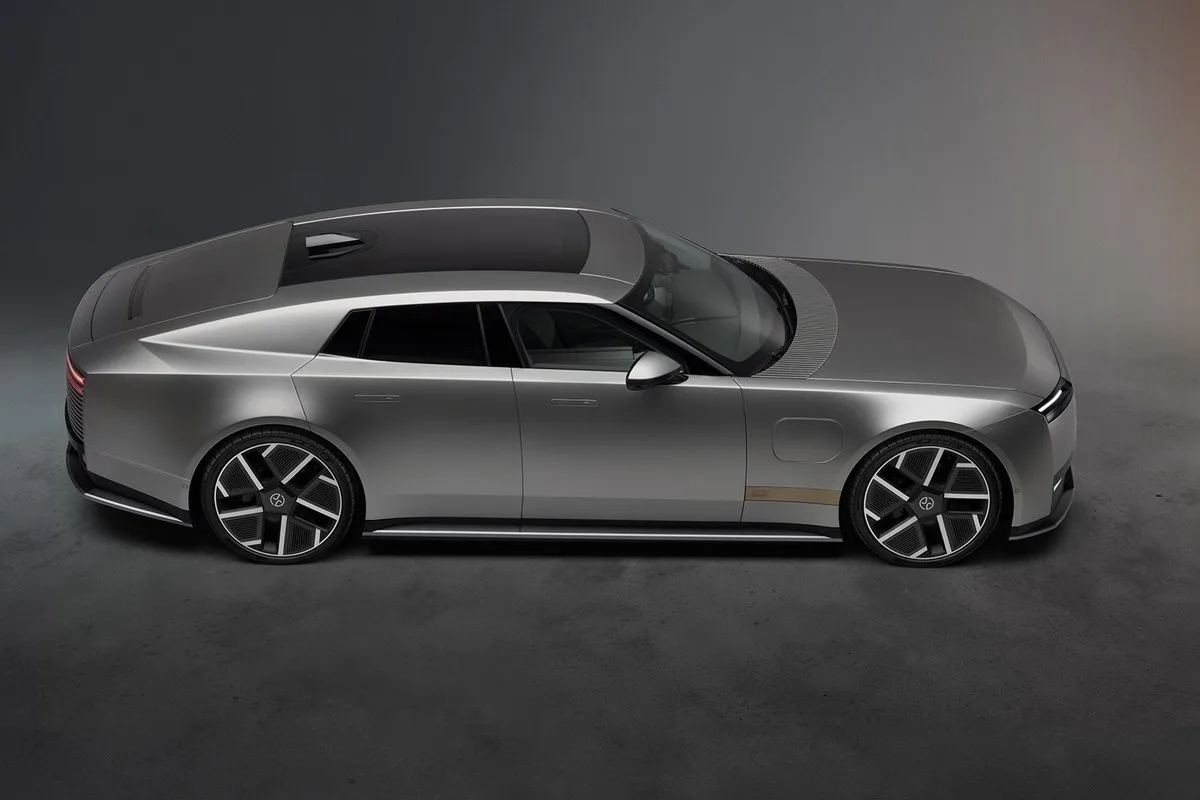 Jaguar Type 01 side profile from above